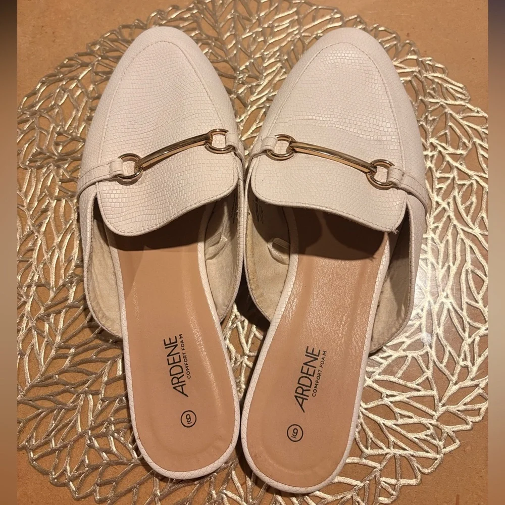 Ardene White Slip-On Mule Loafers with Gold Horsebit - Picture 2 of 4